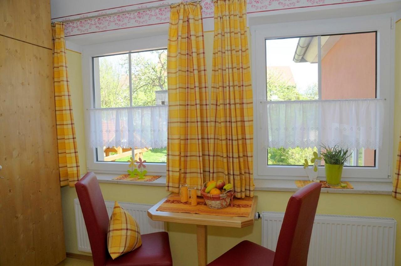 Pension Rosengaertchen Absberg Exteriör bild